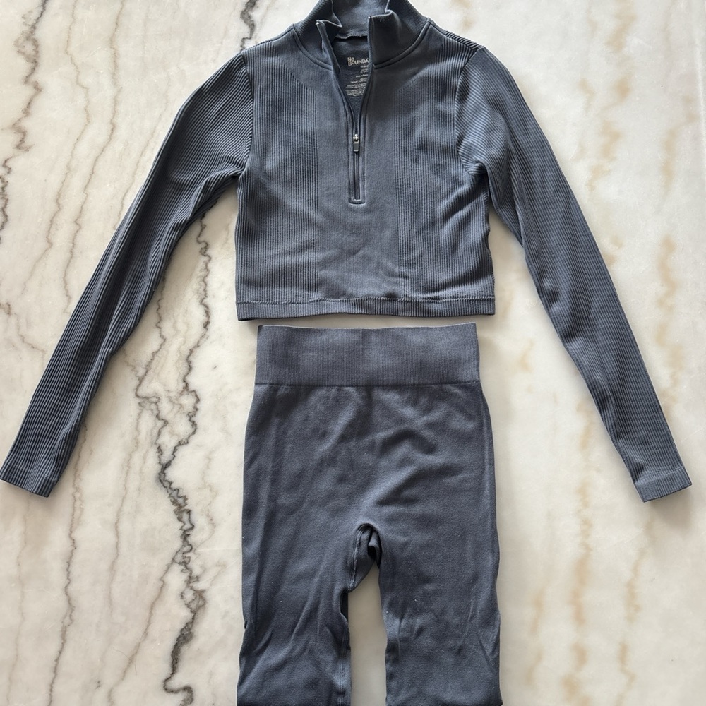 No Boundaries Women’s Ribbed Set Cropped HalfZip & Leggings Dark Gray Size XS